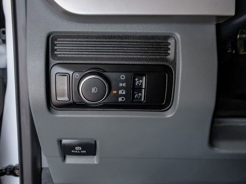 Used 2023 Ford F350 XL AWD/4WD image 22