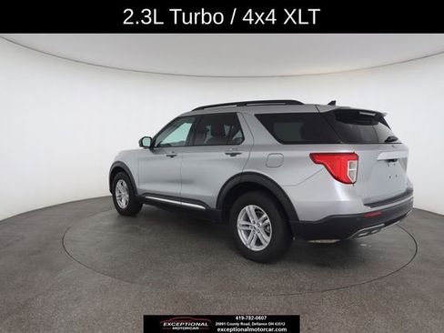 Used 2024 Ford Explorer XLT w/ Equipment Group 202A AWD/4WD image 11