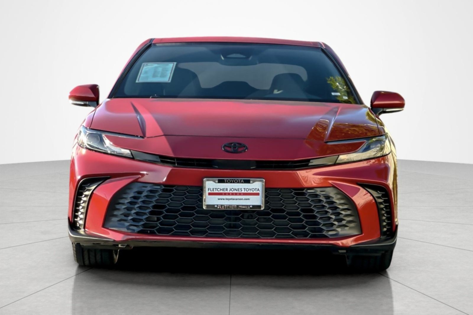 Certified 2025 Toyota Camry SE FWD image 8