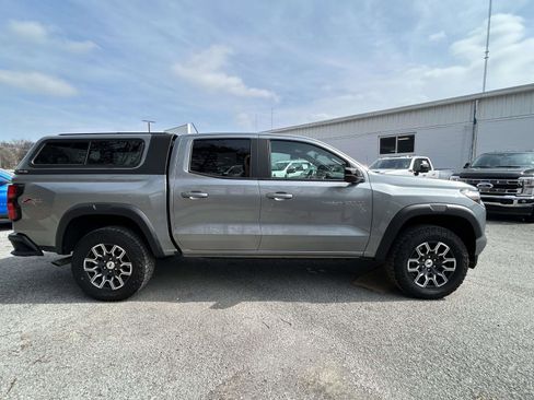 Used 2023 Chevrolet Colorado Z71 w/ Advanced Trailering Package image 2