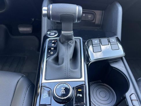 Used 2024 Kia Sportage X-Line w/ X-Line Premium Package image 14