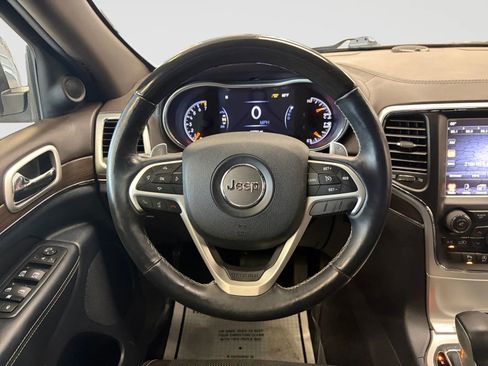 Used 2016 Jeep Grand Cherokee Overland AWD/4WD image 29
