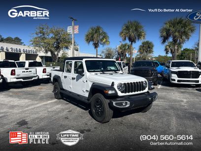 New 2026 Jeep Gladiator Sport