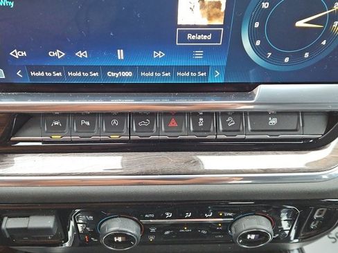 Certified 2024 Chevrolet Silverado 1500 LTZ w/ LTZ Convenience Package II image 45