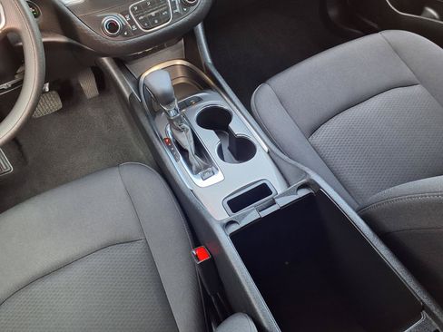 Used 2025 Chevrolet Malibu LT FWD image 10