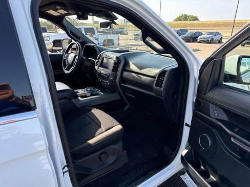 Used 2020 Ford Expedition XLT RWD image 15