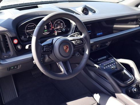 New 2026 Porsche Cayenne E-Hybrid image 4