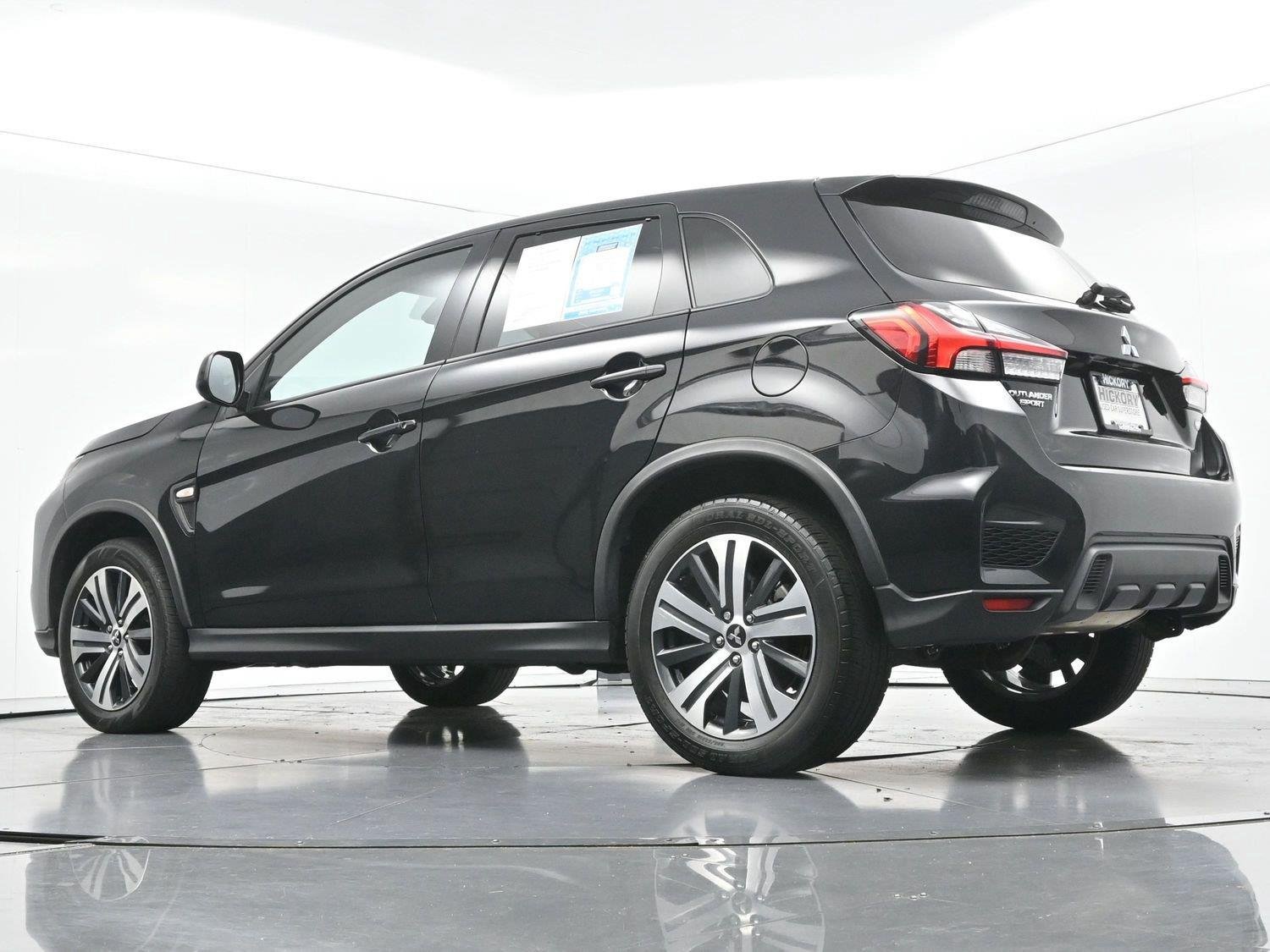 Used 2023 Mitsubishi Outlander Sport ES AWD/4WD image 42