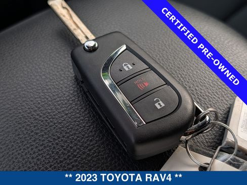 Used 2023 Toyota RAV4 LE AWD/4WD image 32