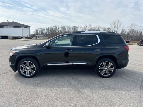 Used 2019 GMC Acadia Denali w/ Technology Package image 10