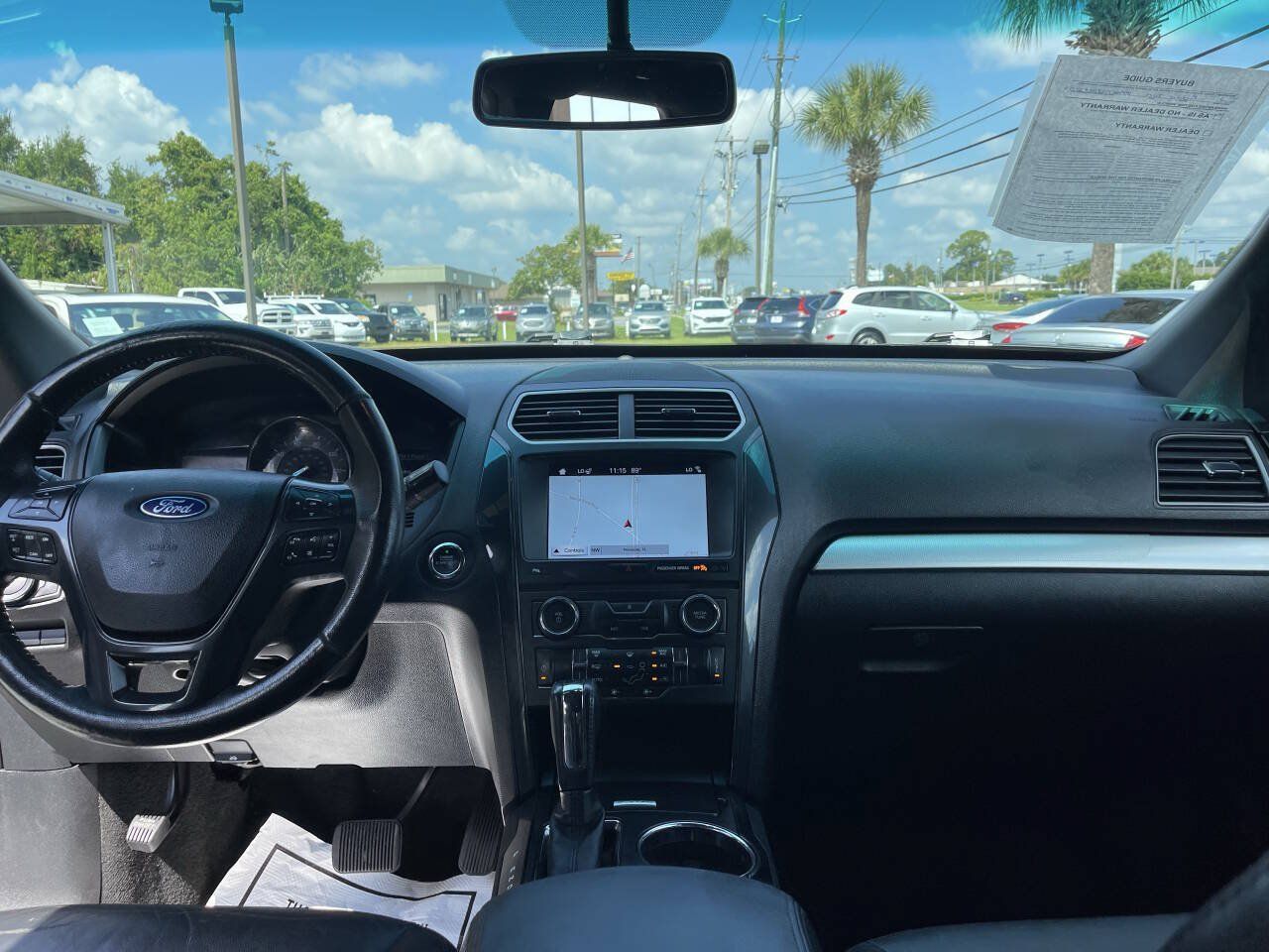 Used 2017 Ford Explorer XLT w/ Equipment Group 202A FWD image 10