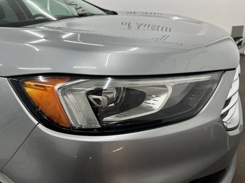 Used 2021 Ford Edge SEL FWD image 9