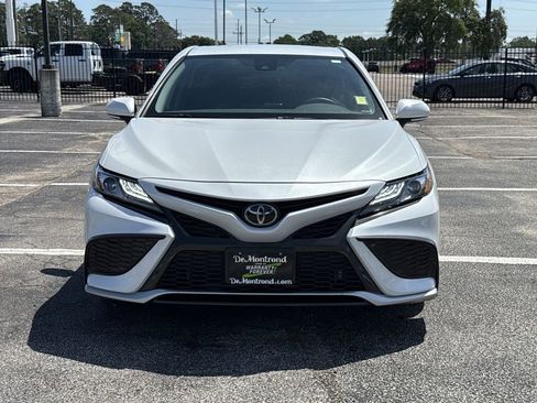 Used 2024 Toyota Camry XSE FWD image 2
