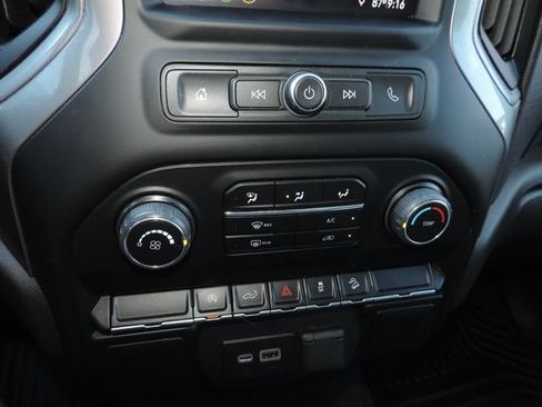 Used 2022 Chevrolet Silverado 1500 Custom Trail Boss w/ LPO, Dark Essentials Package AWD/4WD image 27