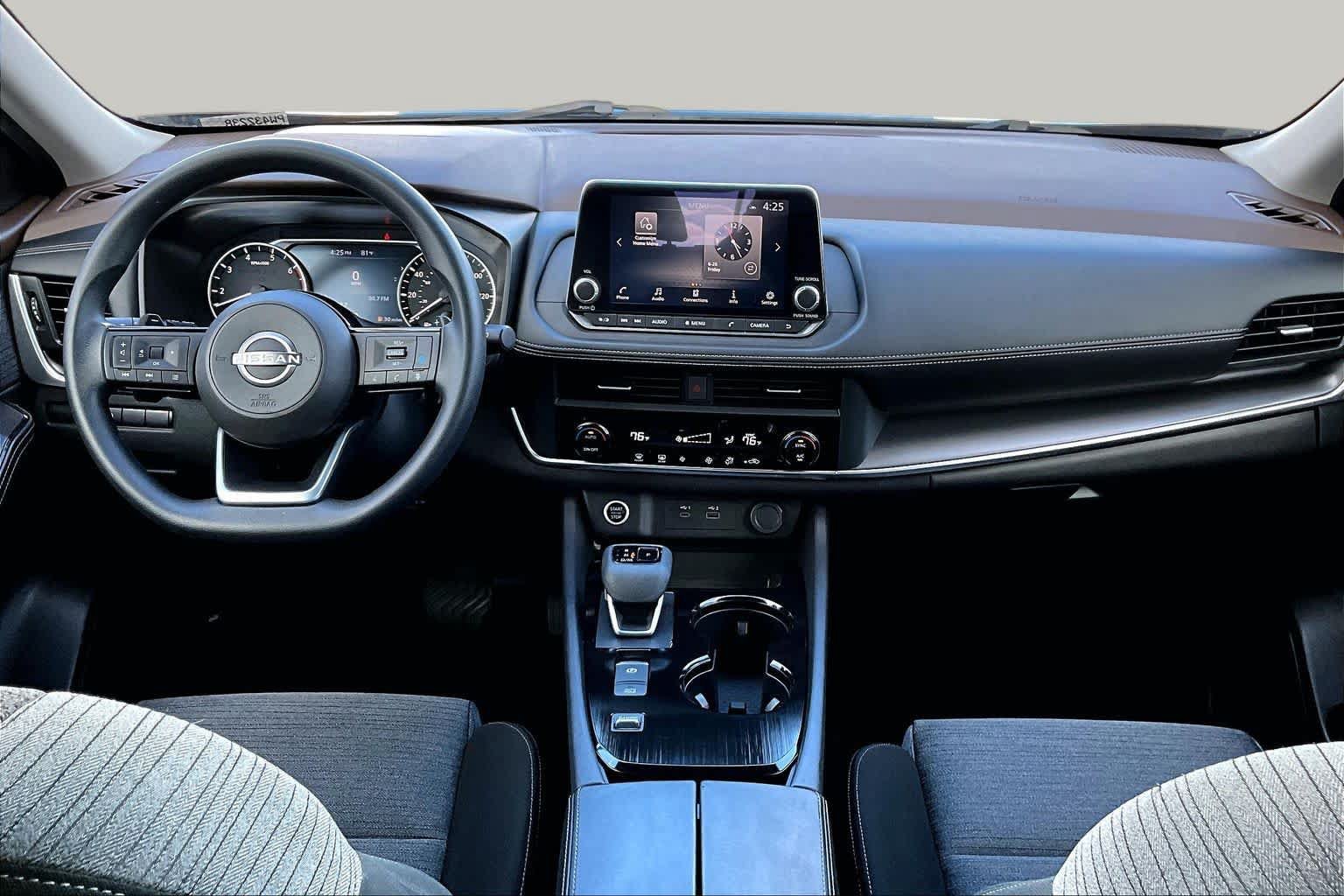 Certified 2023 Nissan Rogue SV FWD image 13