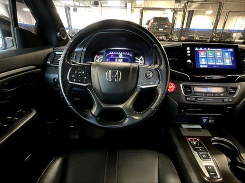 Used 2022 Honda Passport TrailSport image 18