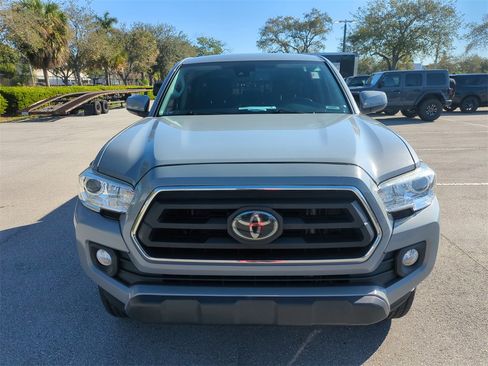 Used 2021 Toyota Tacoma SR image 4