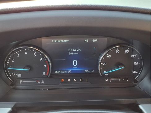 Used 2021 Ford Explorer XLT w/ Equipment Group 202A AWD/4WD image 16