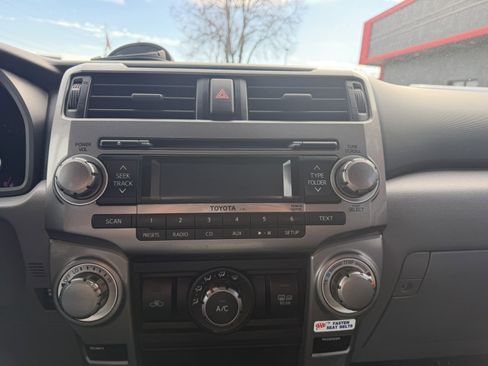 Used 2010 Toyota 4Runner Limited image 17