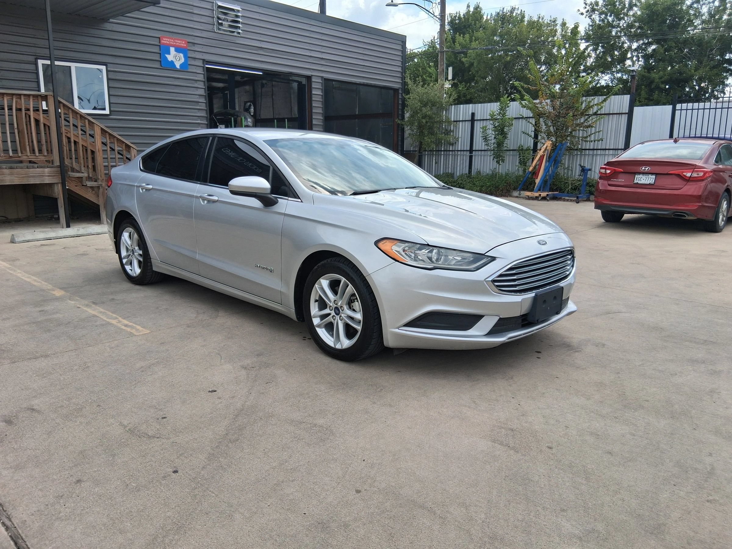 Used 2018 Ford Fusion S FWD image 12