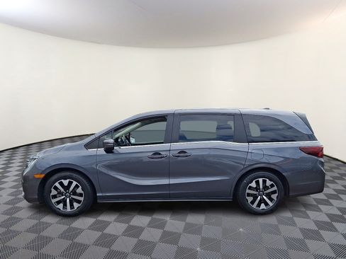Used 2025 Honda Odyssey EX-L image 4