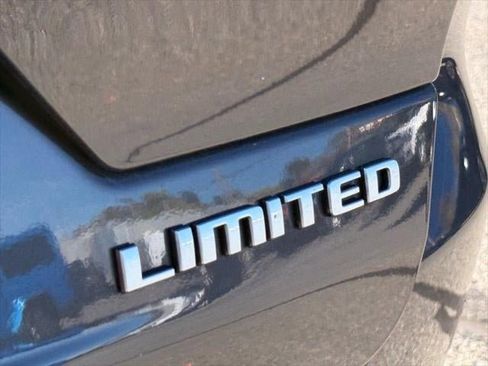 New 2025 Jeep Grand Cherokee Limited image 51