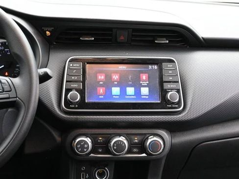 Used 2024 Nissan Kicks S FWD image 11