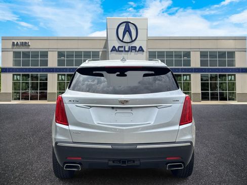 Used 2018 Cadillac XT5 Premium Luxury AWD/4WD image 4
