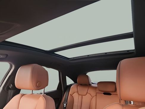 Used 2022 Audi Q5 2.0T Prestige image 25