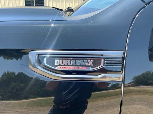 Used 2024 GMC Sierra 1500 AT4 w/ Technology Package AWD/4WD image 7