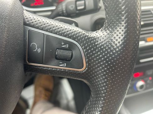 Used 2011 Audi Q7 TDI Prestige image 21