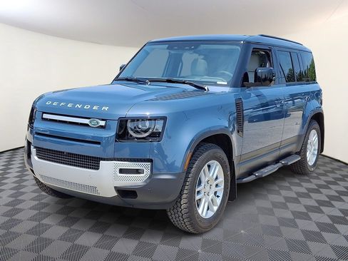 Used 2025 Land Rover Defender 110 S image 1