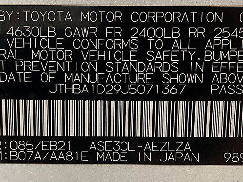 Used 2018 Lexus IS 300 w/ Accessory Package image 29