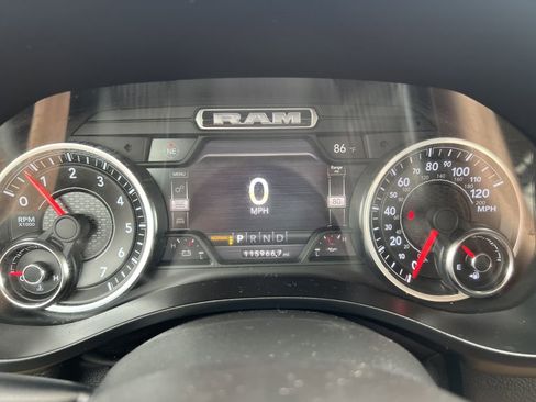 Used 2019 RAM 1500 Big Horn image 2