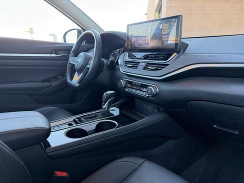 Used 2024 Nissan Altima 2.5 SL image 37