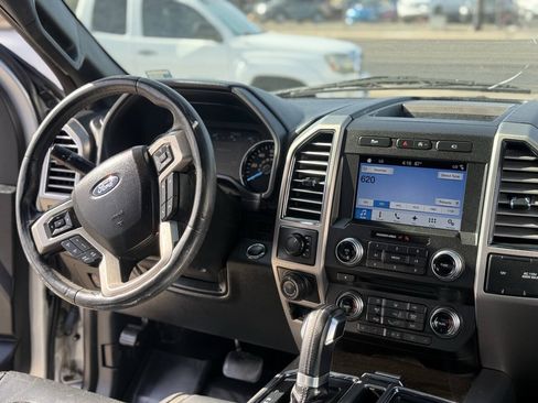Used 2017 Ford F150 Platinum w/ Equipment Group 701A Luxury AWD/4WD image 21