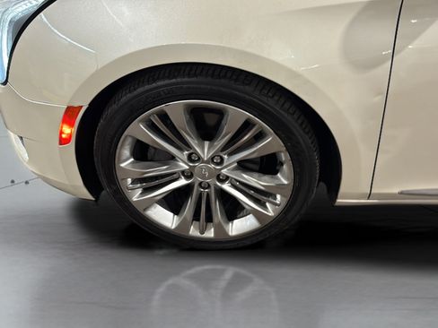 Used 2014 Cadillac XTS Vsport Premium w/ Driver Assist Package AWD/4WD image 35