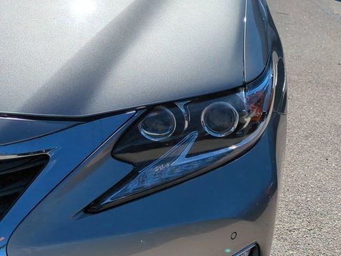 Used 2017 Lexus ES 350 image 9