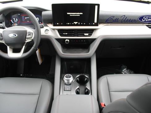 New 2026 Ford Explorer Active image 13