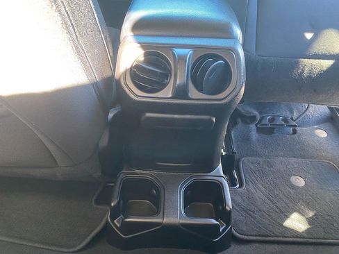 Used 2019 Jeep Wrangler Sport image 24