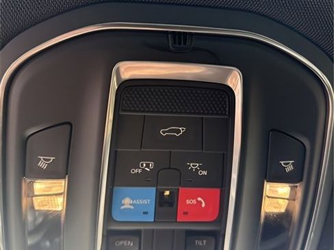 New 2025 Jeep Grand Cherokee L Laredo w/ Luxury Tech Group I image 17