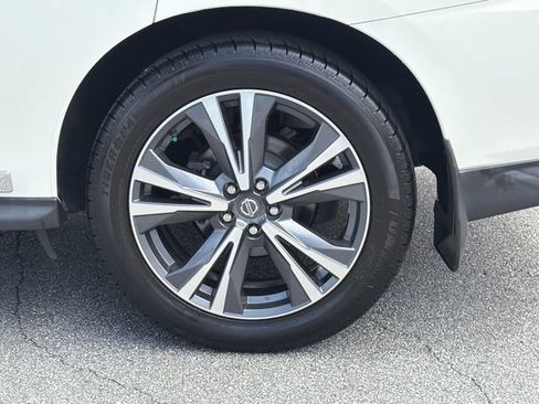 Used 2020 Nissan Pathfinder Platinum AWD/4WD image 20
