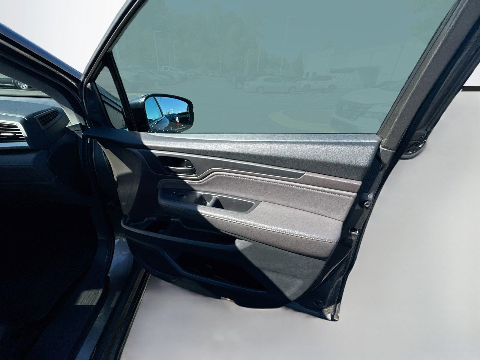Used 2018 Honda Odyssey Touring image 34