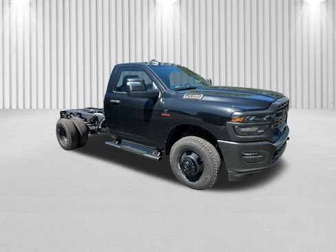 New 2026 RAM 3500 Tradesman AWD/4WD image 2