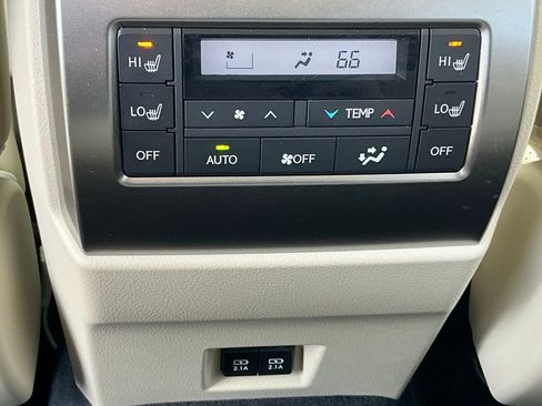 Certified 2023 Lexus GX 460 Luxury w/ Accessory Package AWD/4WD image 15