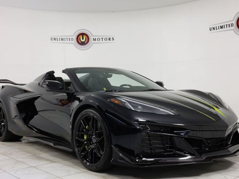 Used 2023 Chevrolet Corvette Z06 w/ Z07 Performance Package RWD image 43