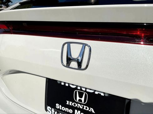 Used 2023 Honda Civic EX-L image 10