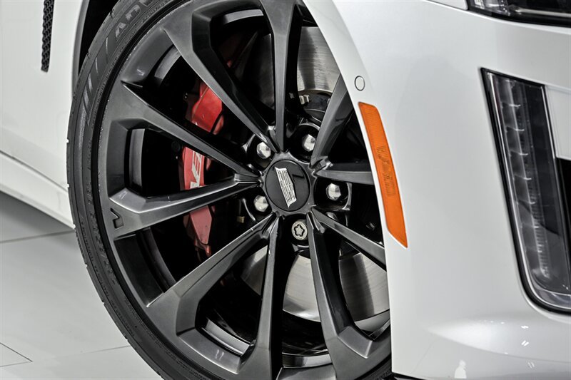 Used 2017 Cadillac CTS V w/ Luxury Package RWD image 3