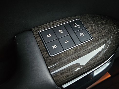 Used 2020 Land Rover Range Rover Sport HSE image 33