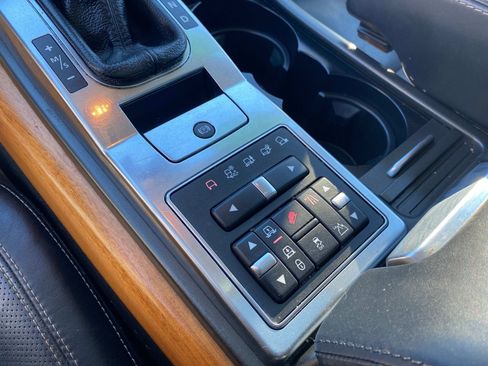 Used 2013 Land Rover Range Rover Sport HSE LUX image 27